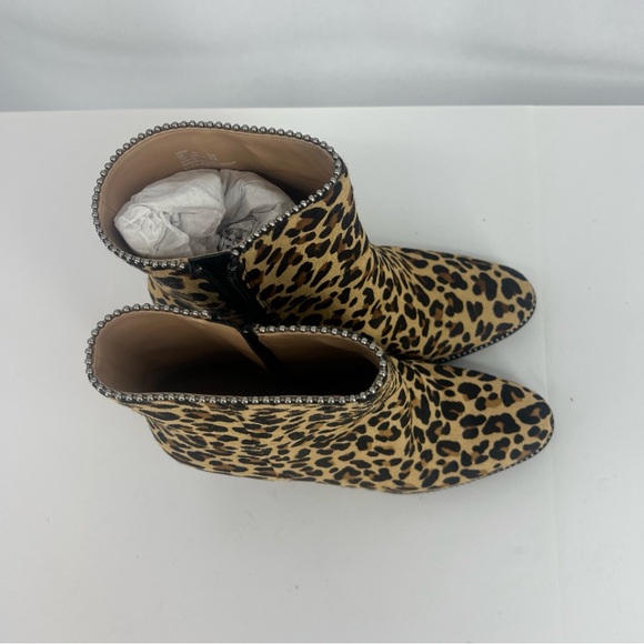 COACH Drea Beadchain Leopard Block Heel Almond Toe Ankle Boots Sz 11 - Picture 3 of 13